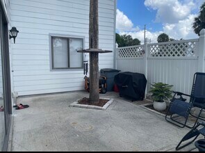 7737 Tamara Lee Ct, Unit 101 in Ft. Myers, FL - Building Photo - Building Photo