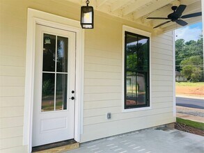 101 Gardenia Ln in Lagrange, GA - Building Photo - Building Photo