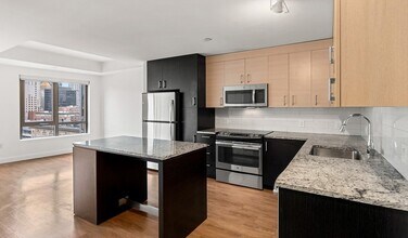 99 Kneeland St, Unit 1902 in Boston, MA - Building Photo - Building Photo