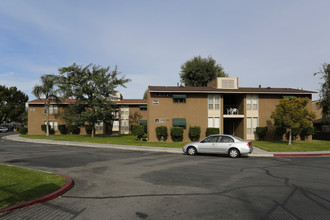 Sierra Woods Apartments in Riverside, CA - Building Photo - Building Photo