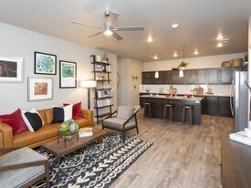 The Penwell in Odessa, TX - Building Photo