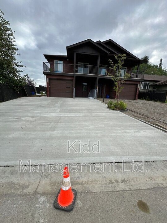 116 Monterey Rd in Prince George, BC - Building Photo