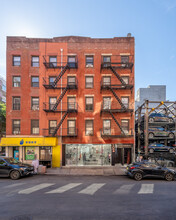 202 Hester St in New York, NY - Building Photo - Building Photo