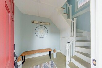 30 Prospect Hill St, Unit 2 in Newport, RI - Building Photo - Building Photo