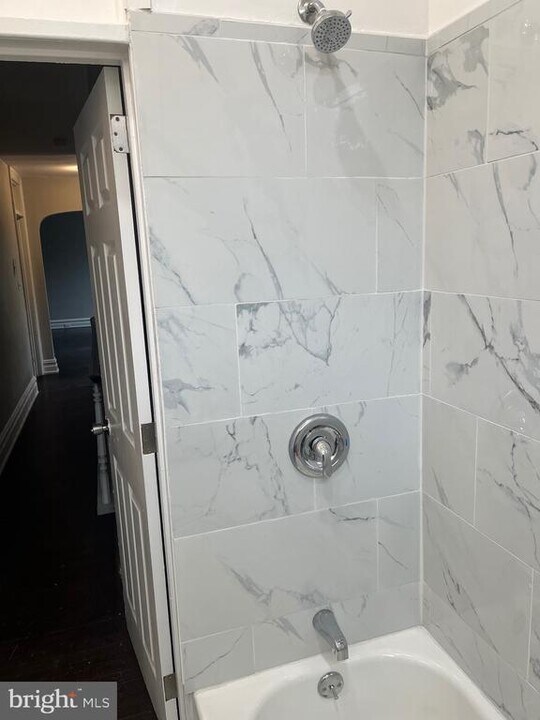 422 King St in Pottstown, PA - Building Photo