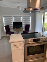 5248 Wellfleet Dr W, Unit 28A in Sarasota, FL - Foto de edificio - Building Photo