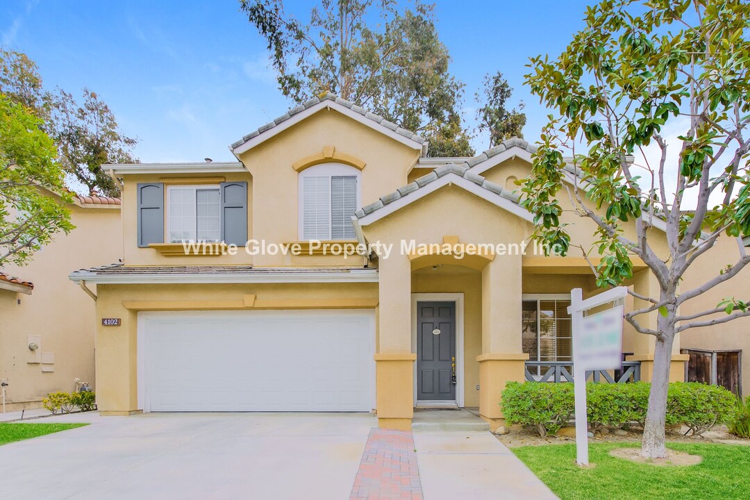 4102 Castaway Cove in Fullerton, CA - Building Photo