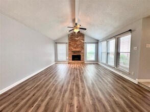 4414 Wee Lassie Ln in Houston, TX - Building Photo - Building Photo