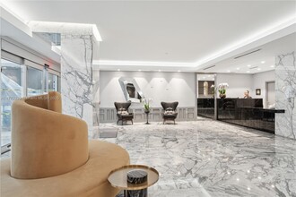 11 Island Ave, Unit 1512 in Miami Beach, FL - Building Photo - Building Photo
