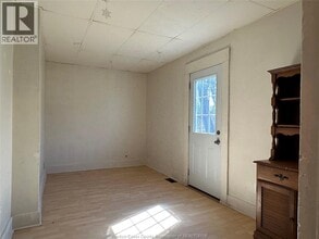 414 Crawford Ave in Windsor, ON - Building Photo - Building Photo