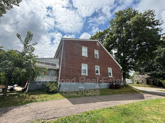 4072 Race Rd in Cincinnati, OH - Building Photo - Building Photo