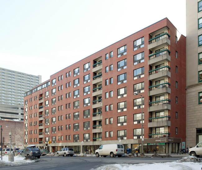 South Cove Apartments in Boston, MA - Building Photo - Building Photo