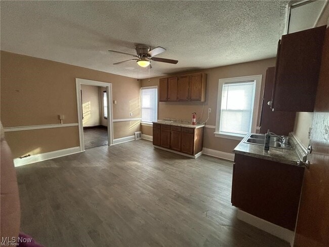 13233 Carrington Ave in Cleveland, OH - Building Photo - Building Photo