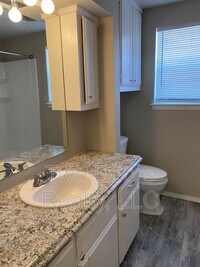 1018 E Main St photo'