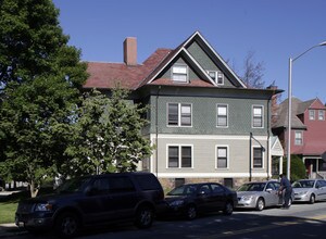 264 Bowen St in Providence, RI - Foto de edificio - Building Photo