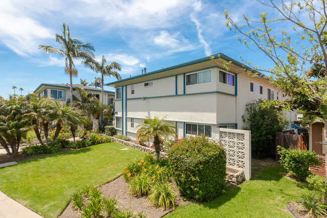 9641 Maureen Dr in Garden Grove, CA - Foto de edificio - Building Photo