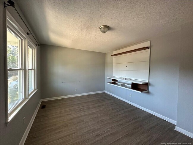 1036 Appalachin Dr in Fayetteville, NC - Building Photo - Building Photo