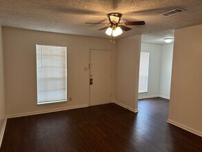 808 Concho Pl in College Station, TX - Building Photo - Building Photo