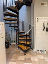 4219 Ridge Ave, Unit B in Philadelphia, PA - Foto de edificio - Building Photo