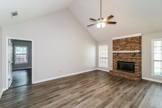 3926 Pecan Trace Cove in Memphis, TN - Foto de edificio - Building Photo
