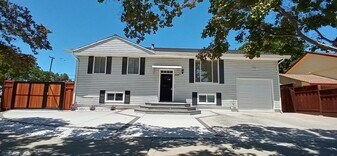 3947 Via Milano in Campbell, CA - Building Photo