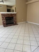 5708 Canberra Ave in Bakersfield, CA - Building Photo - Building Photo