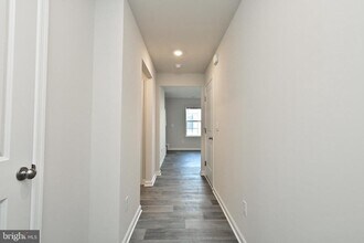 157 Schyrock Dr in Stephens City, VA - Building Photo - Building Photo