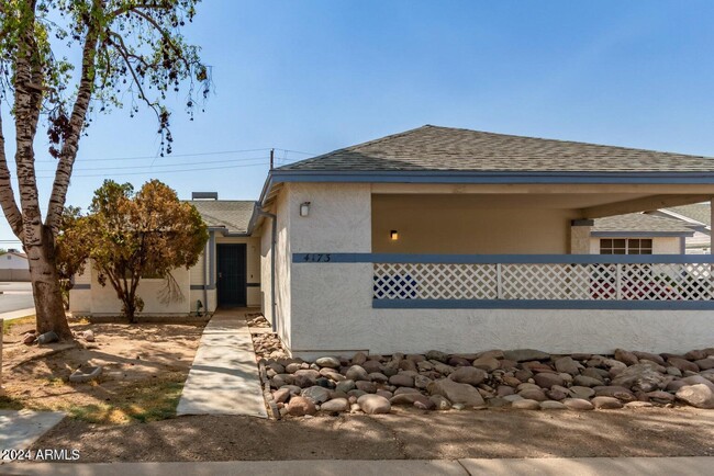 4173 E Huntington Dr in Phoenix, AZ - Building Photo - Building Photo