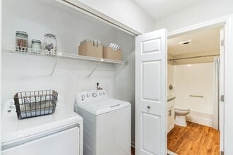 Eagle Rock Apartments at Swampscott in Swampscott, MA - Building Photo - Building Photo