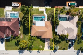 1932 SE 9th Terrace in Cape Coral, FL - Building Photo - Building Photo