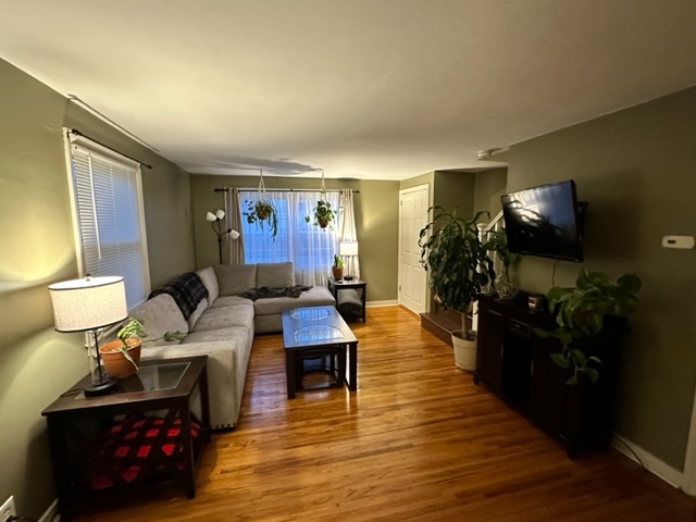 1190 Cleveland Dr, Unit Right in Buffalo, NY - Foto de edificio - Building Photo
