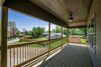 8271 Elm Ln in Rogers, AR - Building Photo - Building Photo