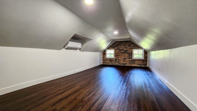 480 Valley Rd in Crestline, CA - Building Photo - Building Photo