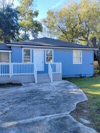 3510 Bougainvillea St