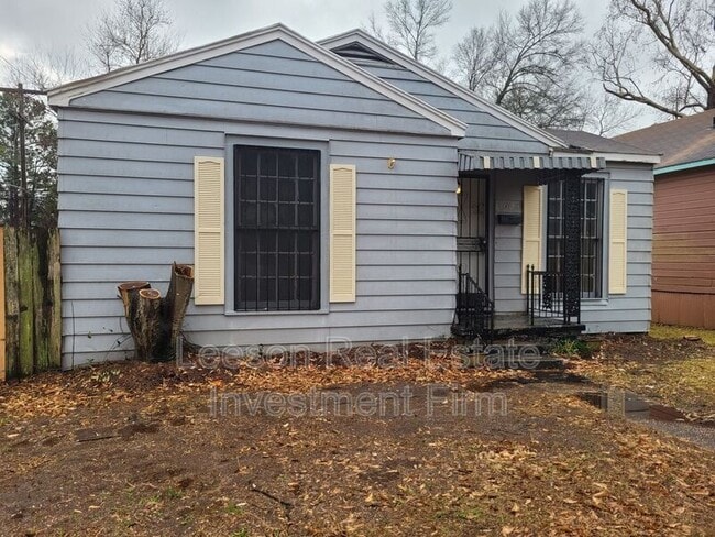 property at 3603 Darien St