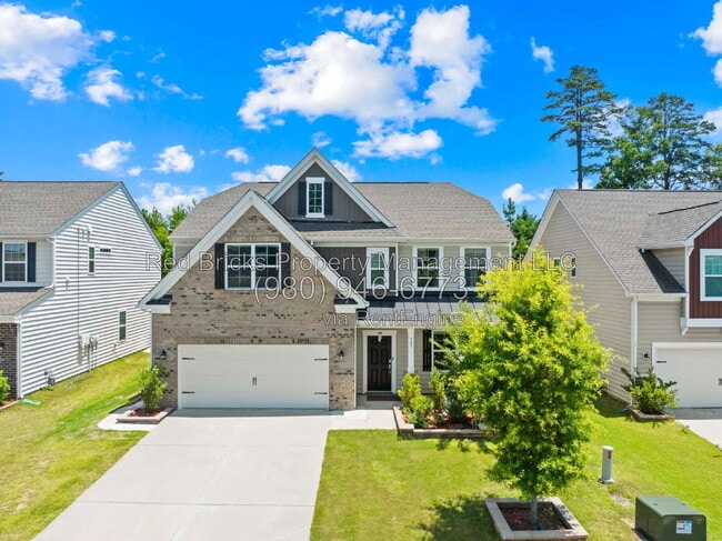 property at 923 Wood Apple Ln