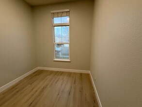 1207 Berry Creek Rd in West Sacramento, CA - Building Photo - Building Photo