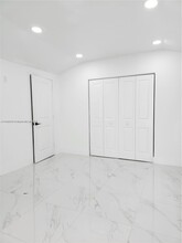 437 NE 70th St in Miami, FL - Building Photo - Building Photo