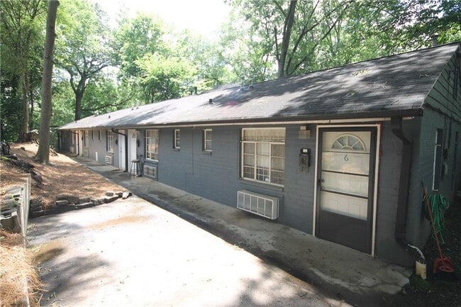 758 St Charles Ave NE in Atlanta, GA - Building Photo - Building Photo