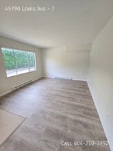 45790 Lewis Ave in Chilliwack, BC - Building Photo - Building Photo