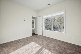 3668 Hidden Valley Cir in Lawrenceville, GA - Building Photo - Building Photo