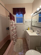 2526 W Gunnison St in Chicago, IL - Building Photo - Building Photo