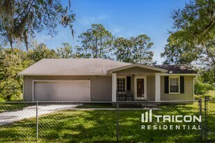 1131 Pangola Dr in Jacksonville, FL - Building Photo