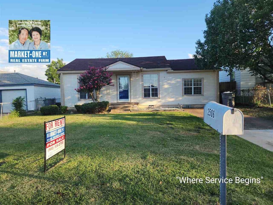 2506 SW Cornell Ave in Lawton, OK - Building Photo
