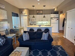 25 S Surrey Ave in Ventnor City, NJ - Building Photo - Building Photo