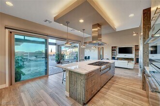 6832 Apogee Ridge Ct in Las Vegas, NV - Building Photo - Building Photo