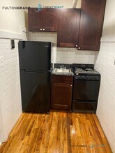 845 W Agatite Ave in Chicago, IL - Foto de edificio - Building Photo