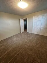 240 Margaret Dr in Gering, NE - Building Photo - Building Photo