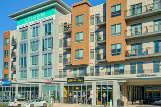 LOREN in Falls Church, VA - Foto de edificio - Building Photo