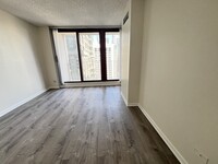 200 N Dearborn St, Unit 2405 in Chicago, IL - Building Photo - Building Photo